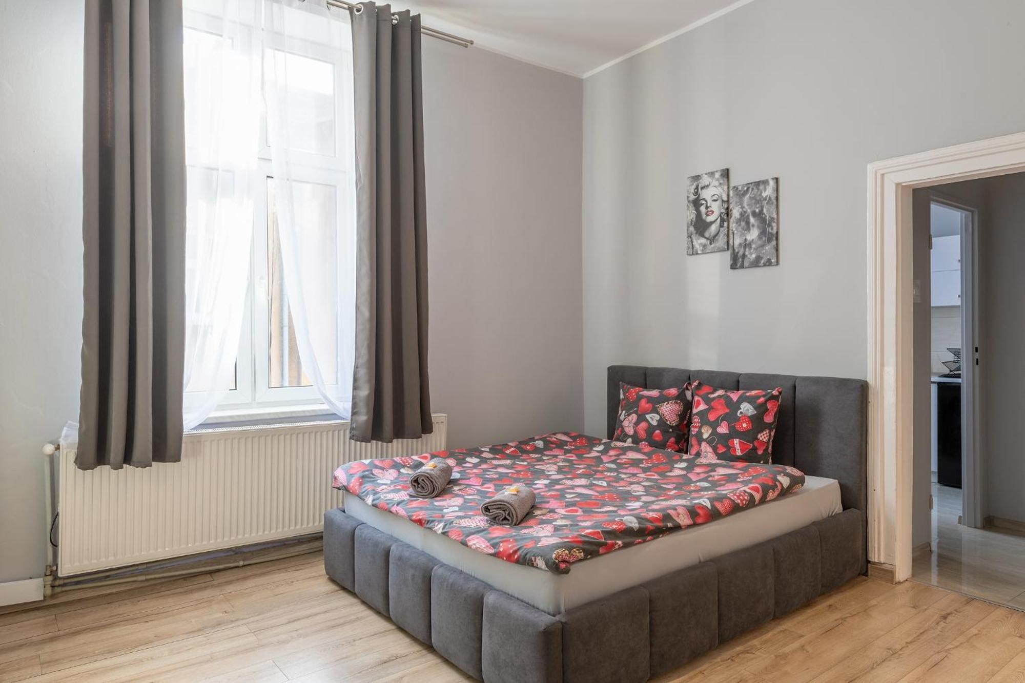 Queen Apartments Krakow Luaran gambar