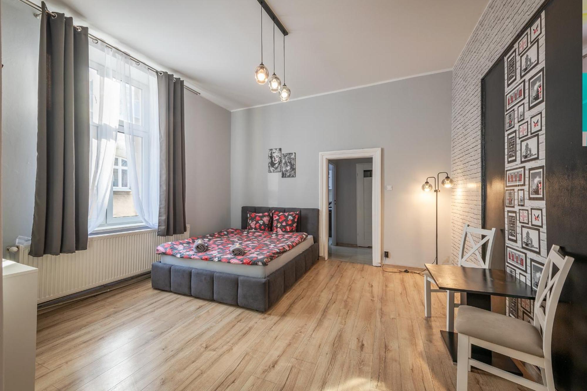 Queen Apartments Krakow Luaran gambar