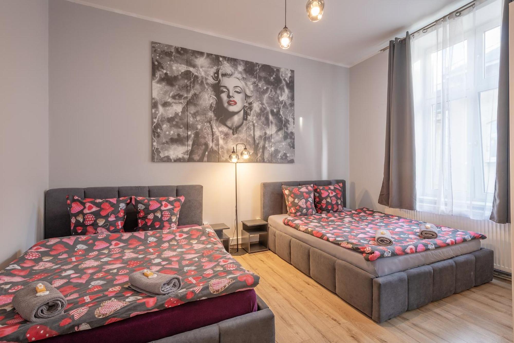 Queen Apartments Krakow Luaran gambar