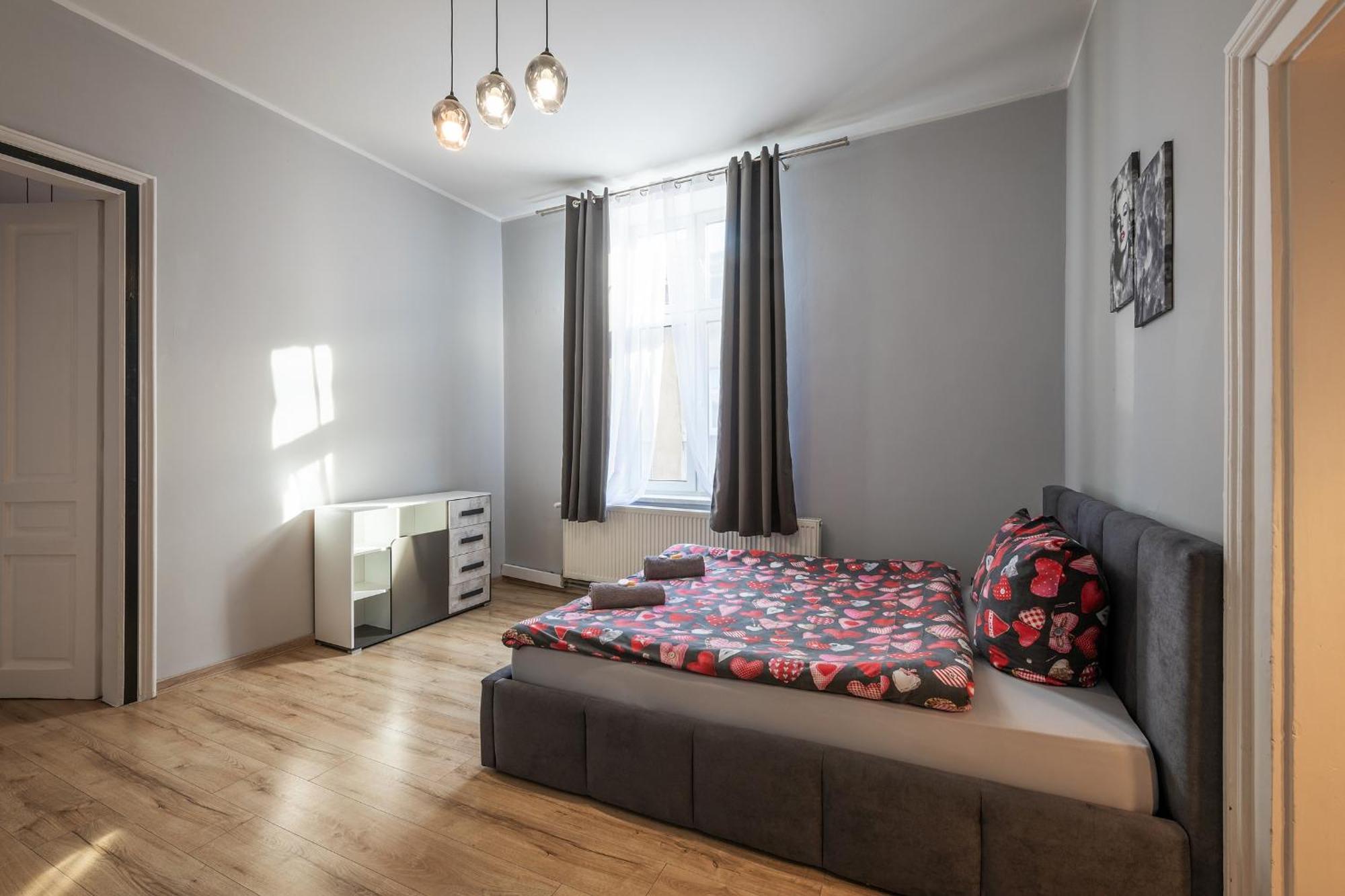 Queen Apartments Krakow Luaran gambar